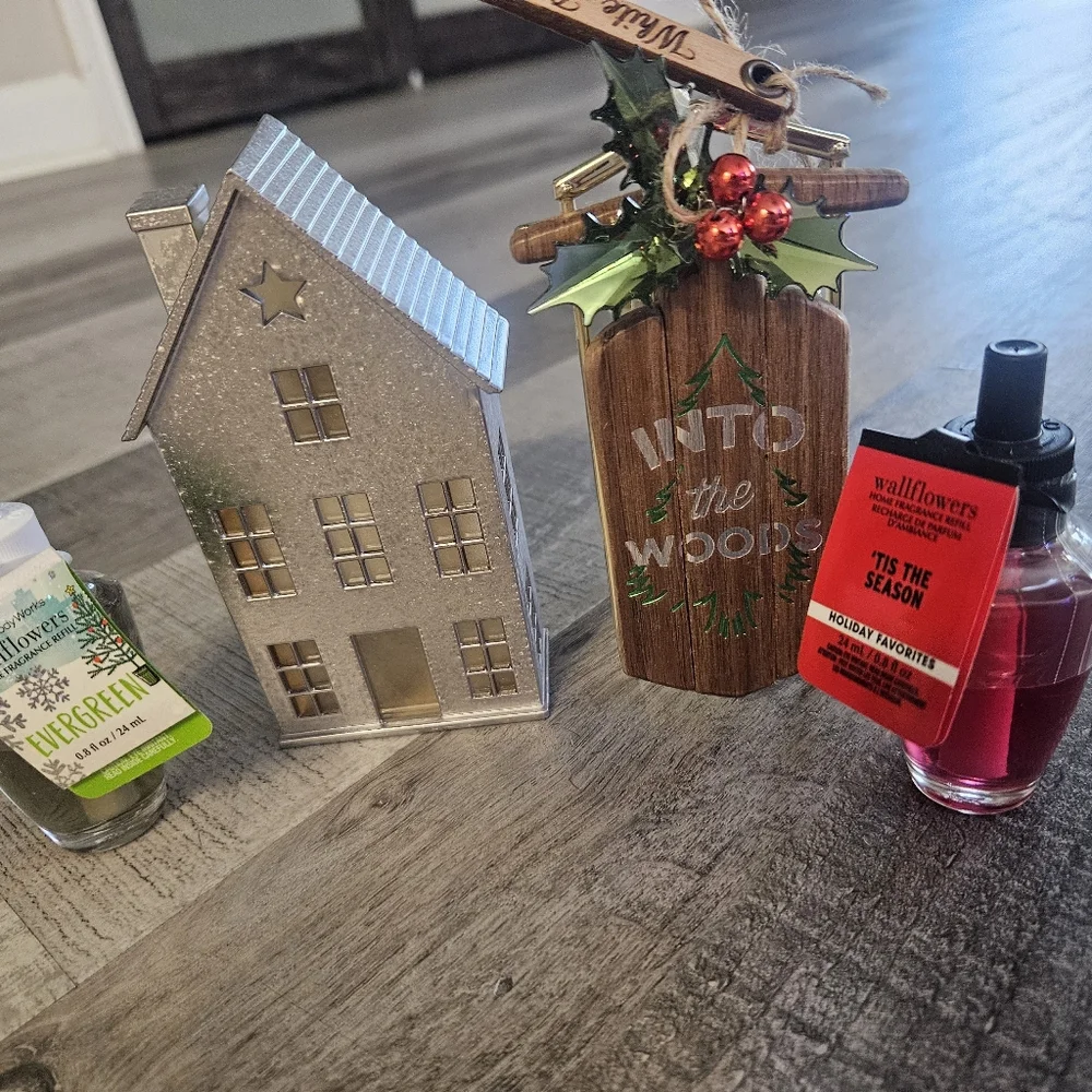Bath And Body Plug In Bundle - Picture 1 of 4